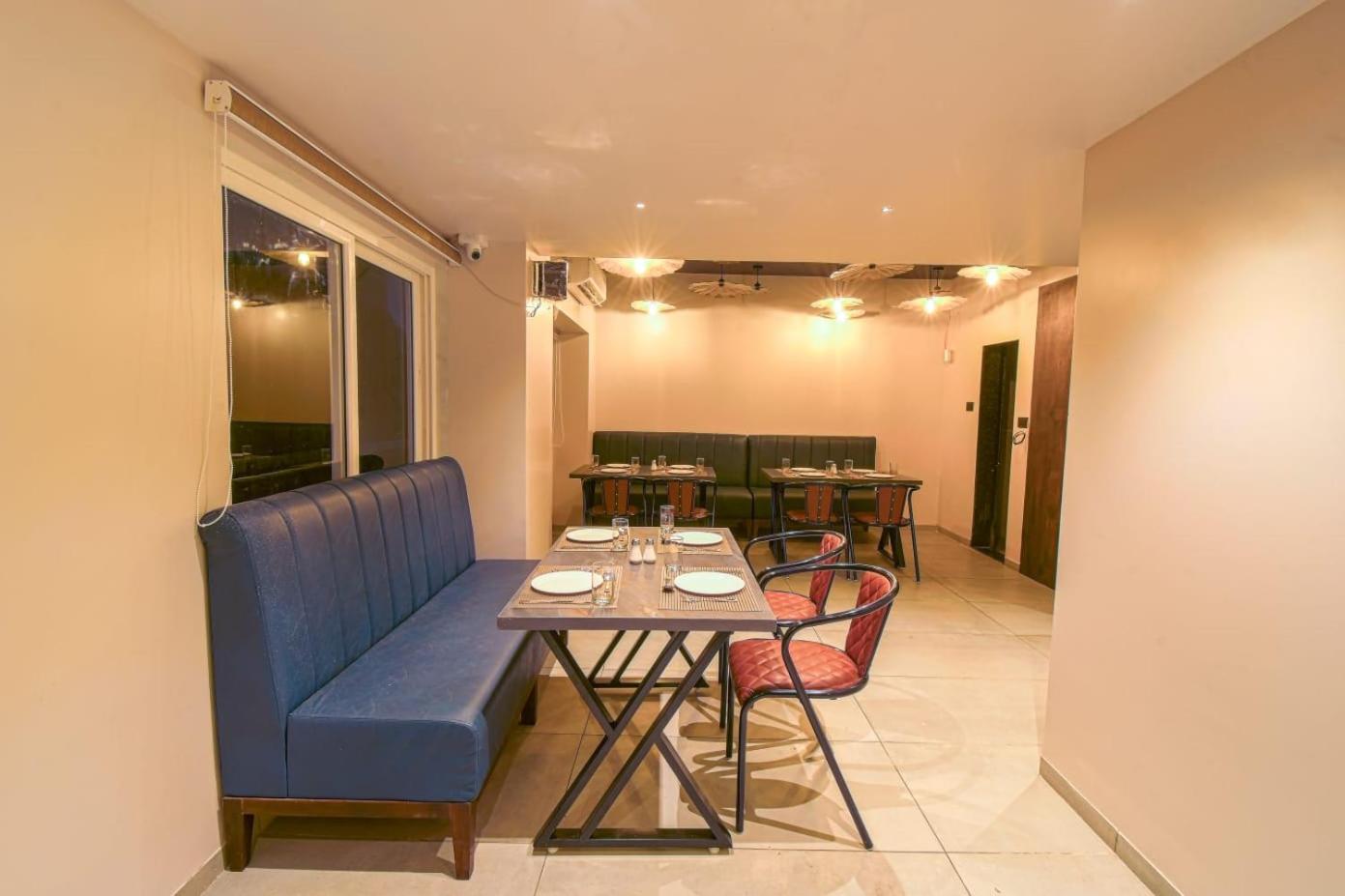 Hotel Vrindavan Deluxe קולהאפור מראה חיצוני תמונה